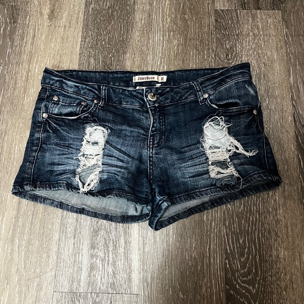 Judy Blue USA Distressed Denim Shorts Women's XL Rhinestone Y2K 2000s